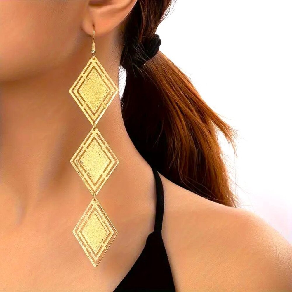 Earrings Dangle Textured Gold Rhombus Diamond Hollywood Glam Statement Goddess